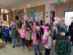 IMG-004cb613394391ad260ef263ac46d86b-V.jpg